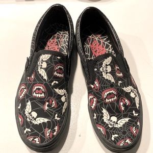 Vans slip on Old School Frights 7.5 GUC